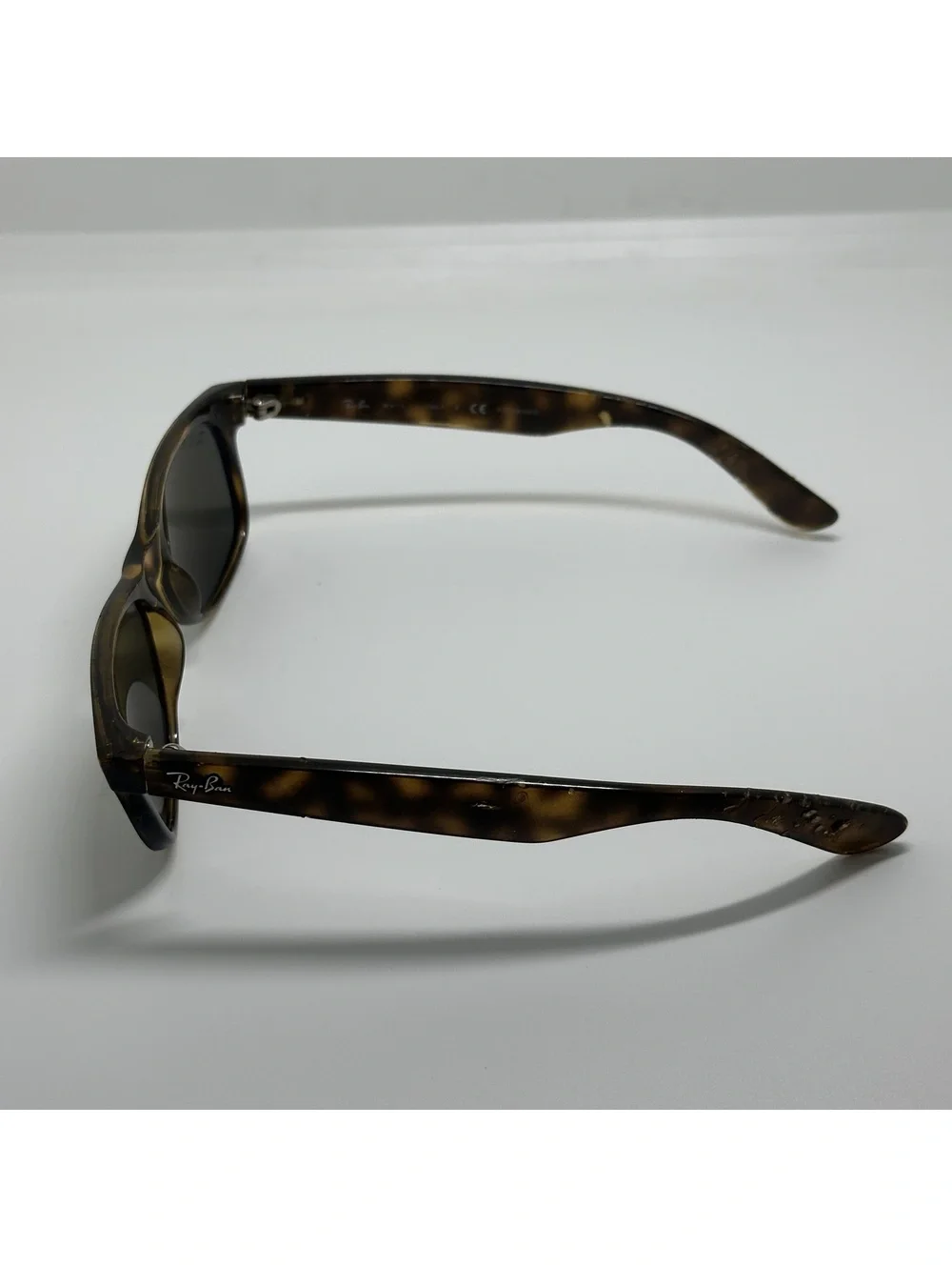 Ray-Ban RB 2132 New Wayfarer Tortoise Polarized Sunglasses with Case
